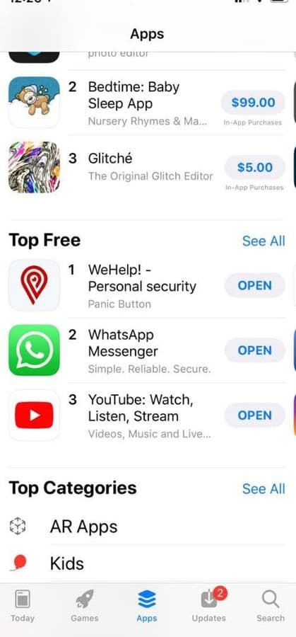 WeHelp en el #1 de apps gratis del App Store, arriba de WhatsApp y YouTube